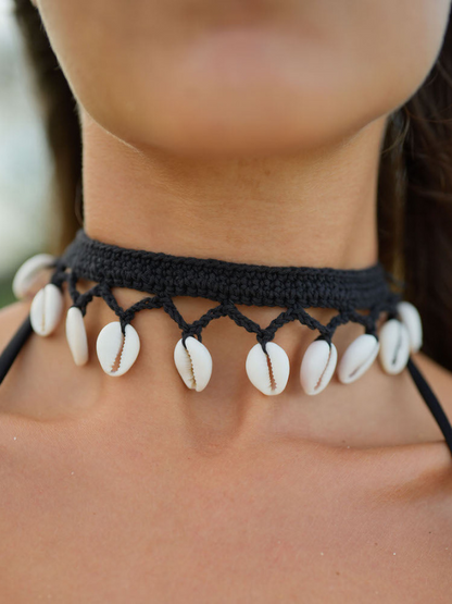 Handmade Short Shell Choker Necklace