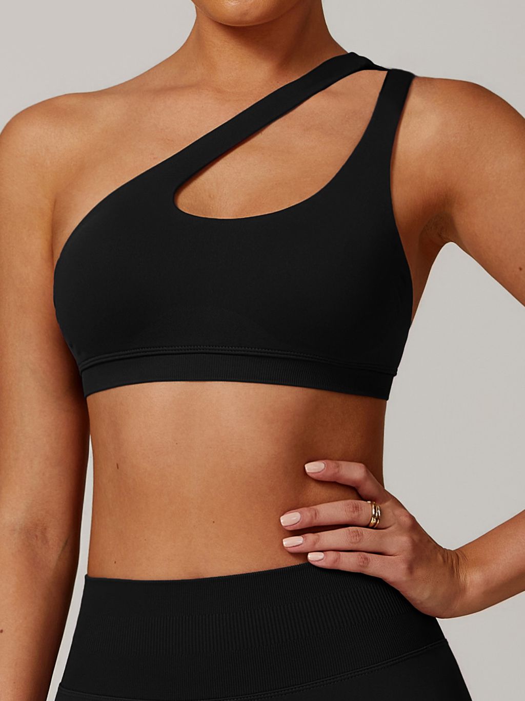 Solid Color Hollow Back Tailored Sports Bra