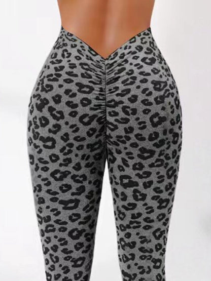 Bold Leopard Deep V-Back Leggings
