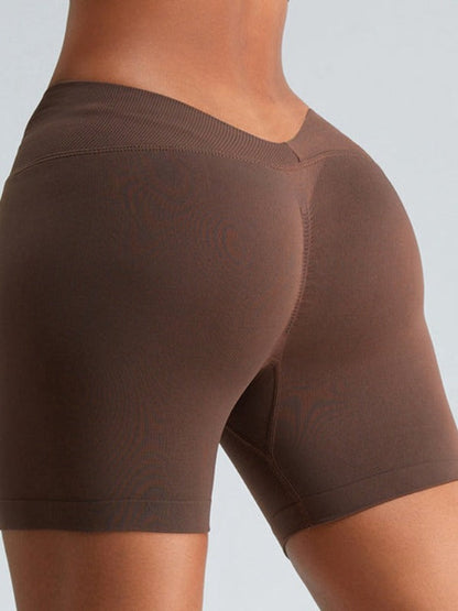 V-Back Sculpt Scrunch Bum Leggings