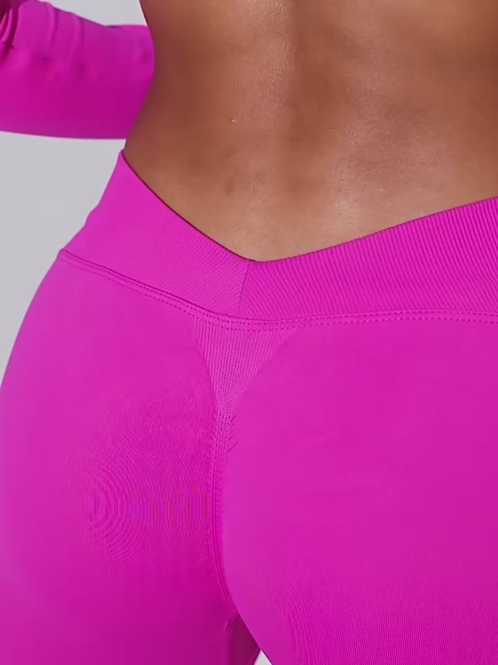 V-Back Sculpt Scrunch Bum Leggings
